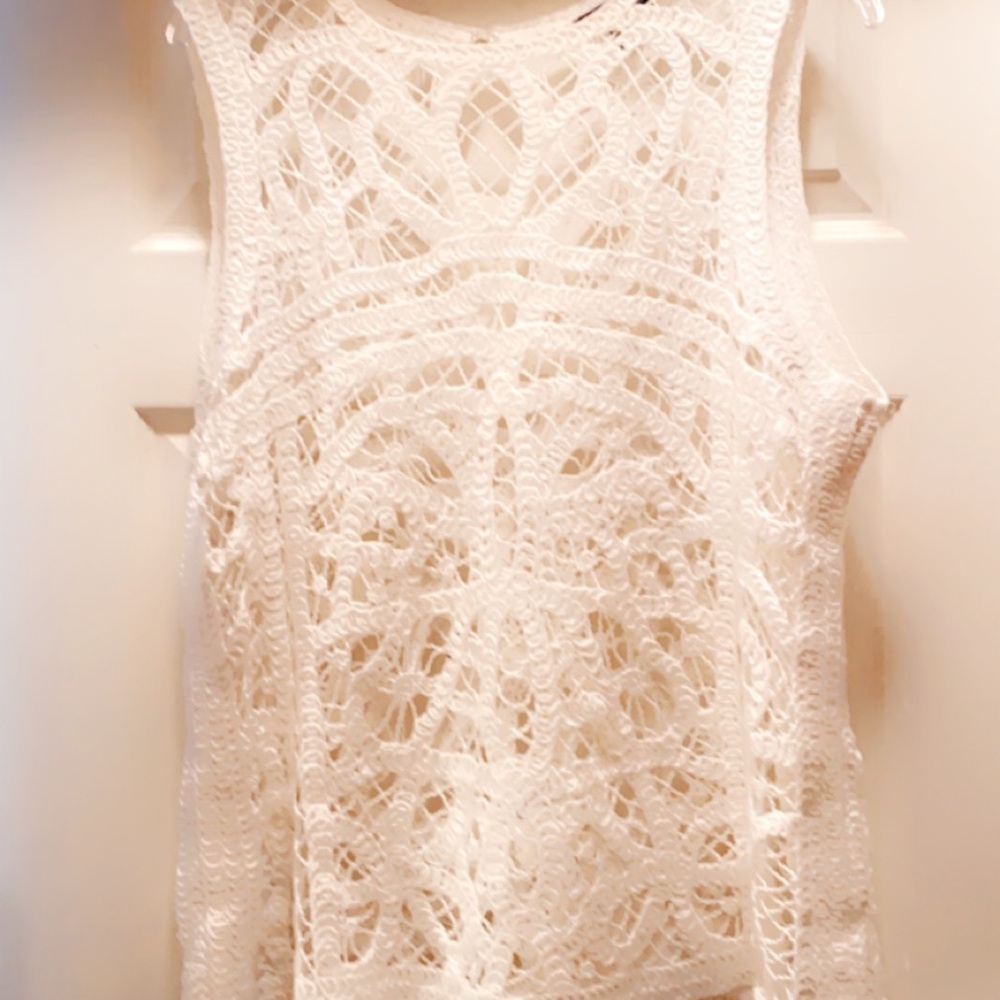 XL ANA crotchet Top
